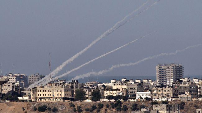 Kelompok Perlawanan Palestina Tembakan Puluhan Roket Balasan Baru ke Israel