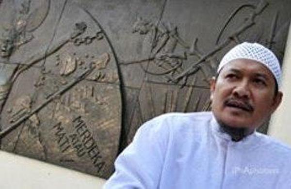 Tantangan Mubahalah Ustadz Fauzan bagi para Pembela Bashar Al-Assad