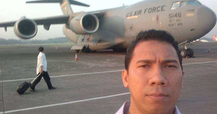 Akun Facebooker Hilang Setelah Unggah Foto Pesawat AS Mendarat di Bandara Halim 18 Agustus 