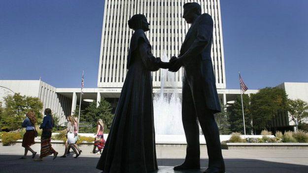 Pemimpin Gereja Mormon Joseph Smith Beristri 40 Perempuan