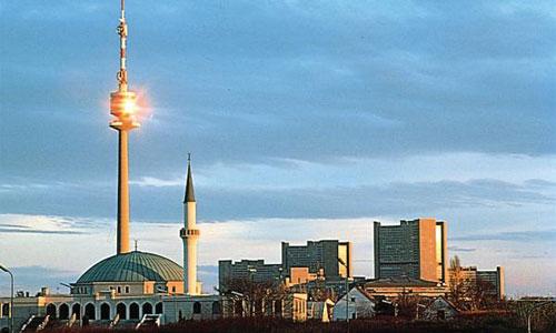 Austria Batasi Jumlah Masjid dan Akan Tutup Masjid yang Punya 300 Jamaah
