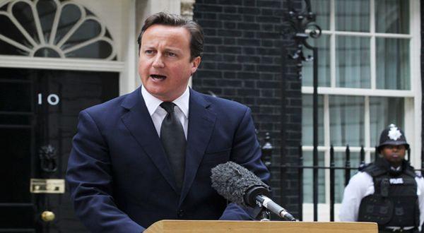 David Cameron : Intelijen Inggris Menyelamatkan Ratusan Orang Inggris