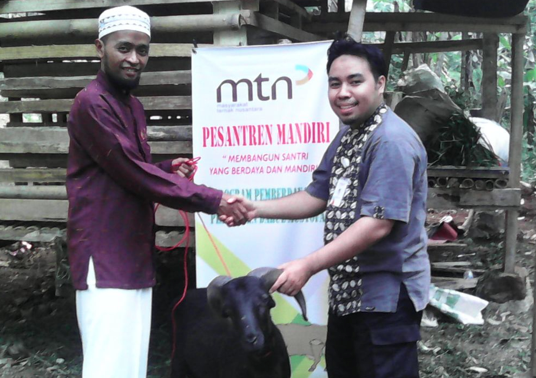 MTN Mandirikan Pesantren Melalui Pesantren Mandiri