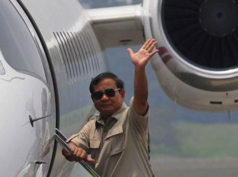 Ada Apa Dibalik Pertemuan Triomacan2000 dengan Prabowo?