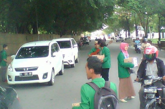 Mahasiswa UNIMAL Galang Dana Korban Banjir di Pantai Barat Selatan Aceh