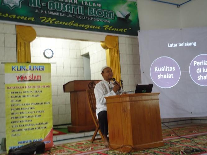 Ustadz Fahrur Muiz: Shalat Umat Islam Indonesia Belum Berkualitas