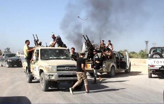 Pejabat: Mujahidin Berusaha Kuasai Seluruh Minyak Libya