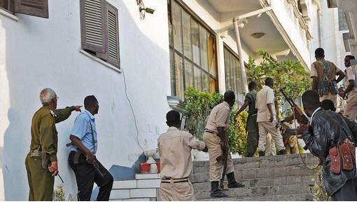 Serangan Mematikan Al-Shabaab di Hotel Mogadishu Berakhir, 17 Tewas 28 Terluka