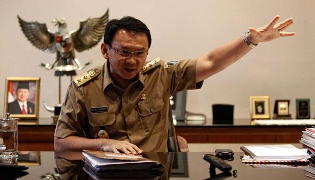 Ahok Membunuh Ekonomi Pribumi Dengan Melarang Sepeda Motor di Jalan Thamrin