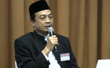 Bachtiar Nasir : Tabung Infaq Sumbang 100 Juta STIBA Makassar