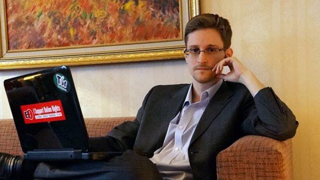 AS Berusaha Tukar Hacker Rusia dengan Edward Snowden