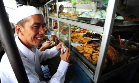 Janganlah Terlalu Banyak Berharap Kepada Jokowi