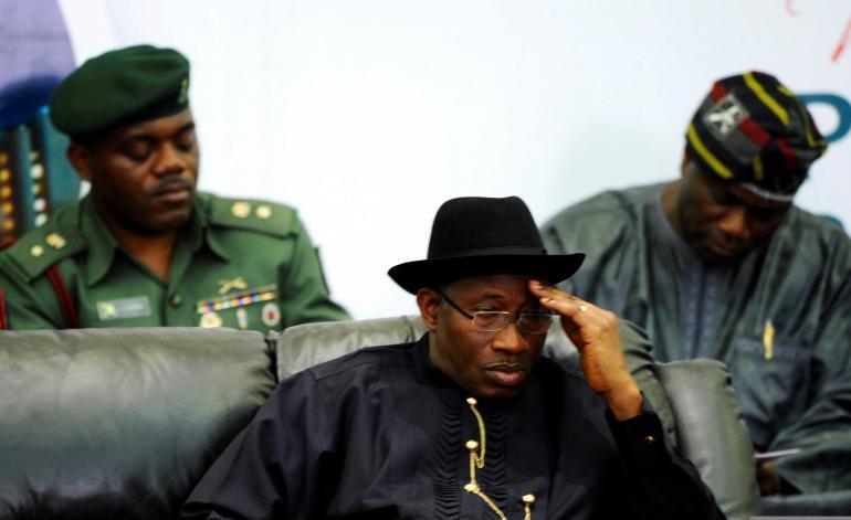 Tak Puas Atas Penanganan Boko Haram, Warga yang Marah Timpuki Konvoi Presiden Nigeria