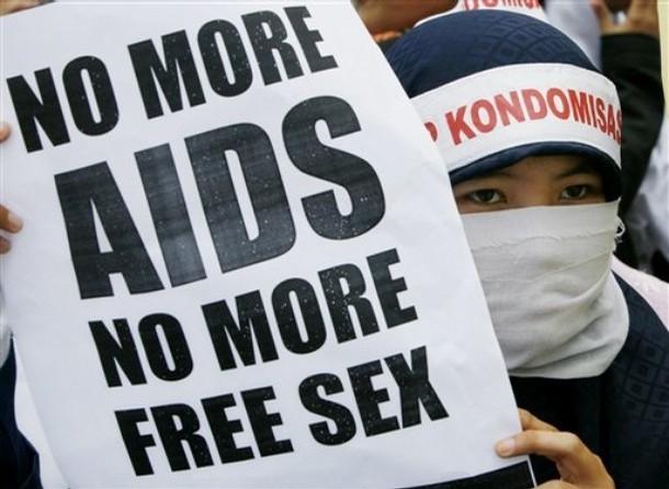Perzinahan dan Kondomisasi Penyebab Meluasnya Penyebaran Virus HIV/AIDS