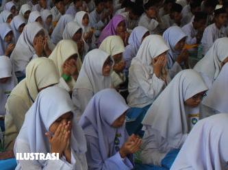 Pelarangan Foto Berjlbab di Ijazah dan Raport di Tulungagung (1): Kronologis