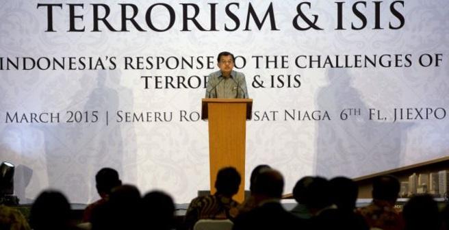 Berita Soal ISIS di Indonesia Lebay dan Mencurigakan!
