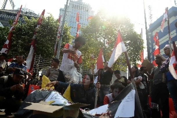Kerusuhan Pecah di Sidang MK, Pendukung Prabowo Terluka di Kepala