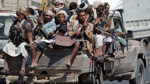 Mujahidin AQAP Tewaskan 20 Pemberontak Syi'ah Houthi dalam Bentrokan di Rada