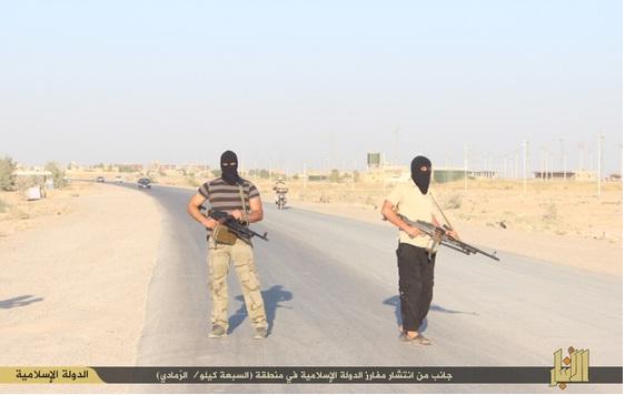 Takut Diserang Mujahidin IS, Pemerintah Syi'ah Iraq Berlakukan Jam Malam Di Ramadi