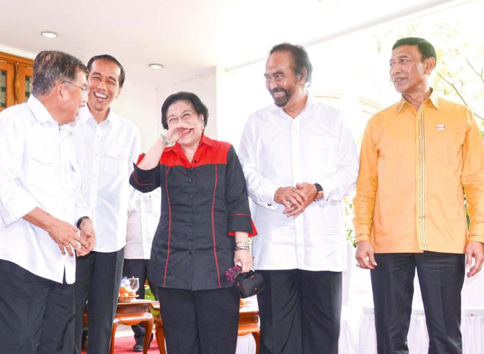 Andi Widjojanto : Mega dan Surya Paloh Mengendalikan Jokowi