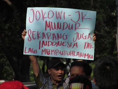 Kiblat Bangsa Tidak Jelas, Jokowi Diminta Turun!