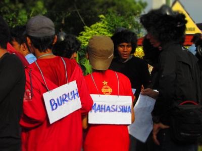 Tokoh Reformis Ajak Kepung Gedung DPR/MPR RI, Dua Mahasiswa Ditembak Aparat