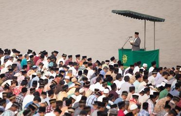 Sudah Shalat Idul Adha, Bagaimana Hukum Hadiri Jum'atan ?