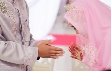 Menikah Guna Membangkitkan Semangat para Pemuda Menjaga Agamanya