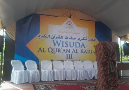 Saksikan Live Streeming Wisuda Hifdzul Qur'an III Bina Madani Pagi ini!