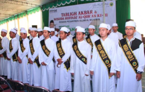 Pondok Al Mukmin Ngruki Mewisuda 65 Huffadz Al-Qur’an