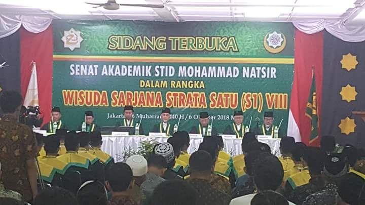 STID Mohammad Natsir Wisuda 82 Kader Dai