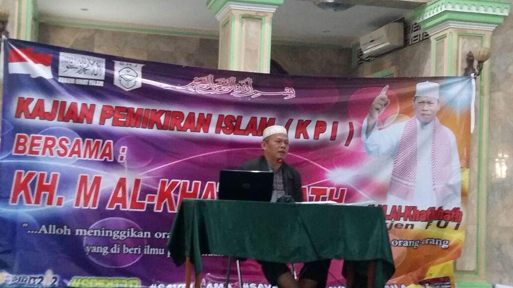 Sekjen FUI Jelaskan Perbedaan Dasar Islam, Komunis, dan Kapitalis