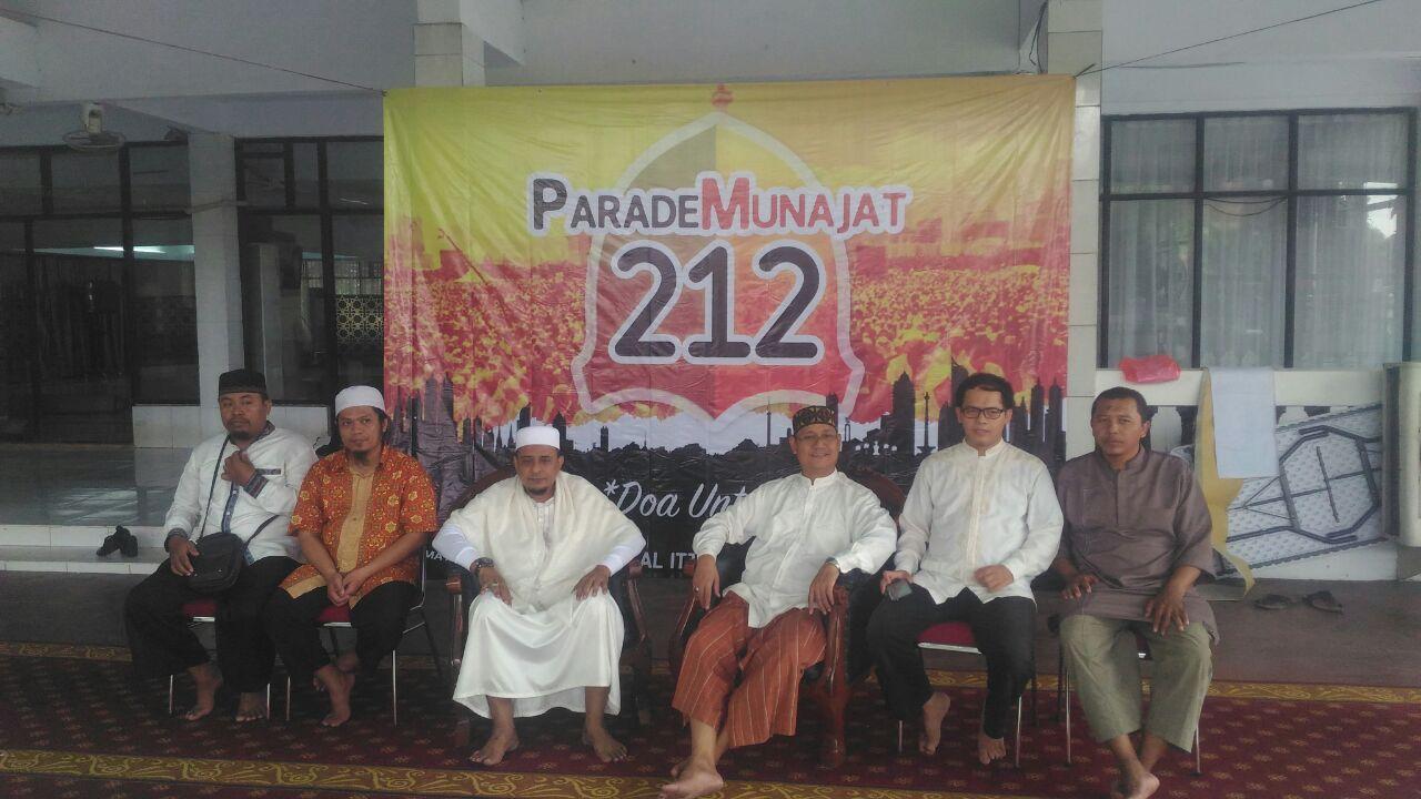 Parade Munajat 212 Deklarasikan Gerakan Berdoa Nasional
