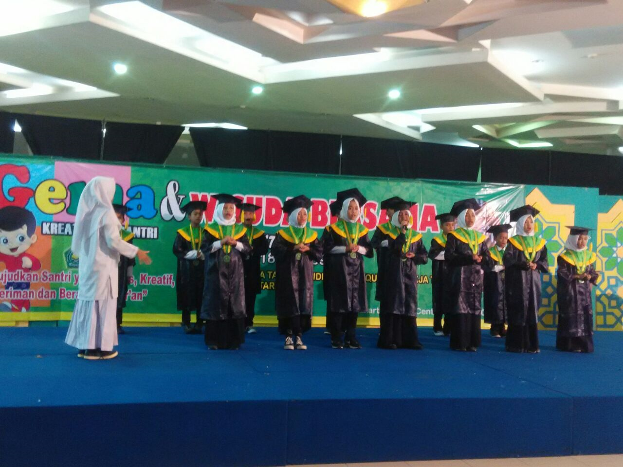 Ratusan Santri TPQ se-Jakarta Utara Ikuti Prosesi Wisuda