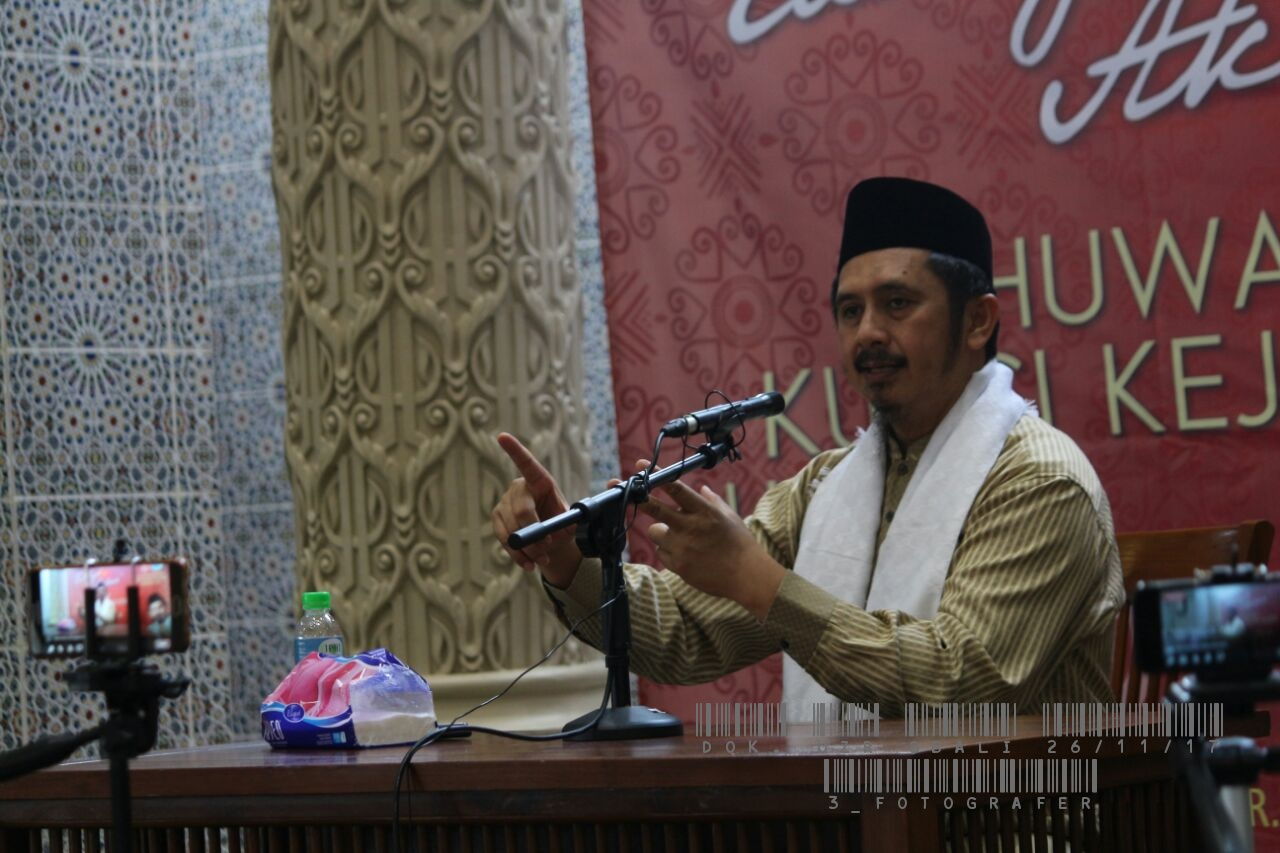 Ustadz Zaitun Rasmin: Umat Harus Bersatu Walau Berbeda Paham