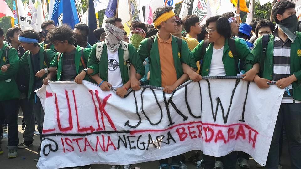 [Foto] Aksi Ribuan Mahasiswa 21 Mei, Dihadiri Ribuan Mahasiswa BEM Seluruh Indonesia dan Ikatan Mahasiswa Muhammadiyah 
