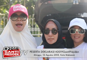 Video Emak-Emak Militan Makassar Minta Ganti Presiden, Ini Alasannya