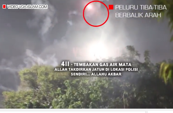 [Video] Allah Bantu Islam! Peluru Polisi Balik Arah Saat Habib Rizieq BERDOA!!!