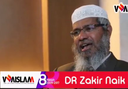 VIDEO EXCLUSIVE DR. Zakir Naik dengan VOA-ISLAM : Kenapa Ahoker Usil?