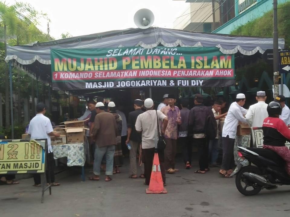 Ribuan Umat Islam Banjiri Tabligh Akbar Setengah Abad Masjid Jogokariyan