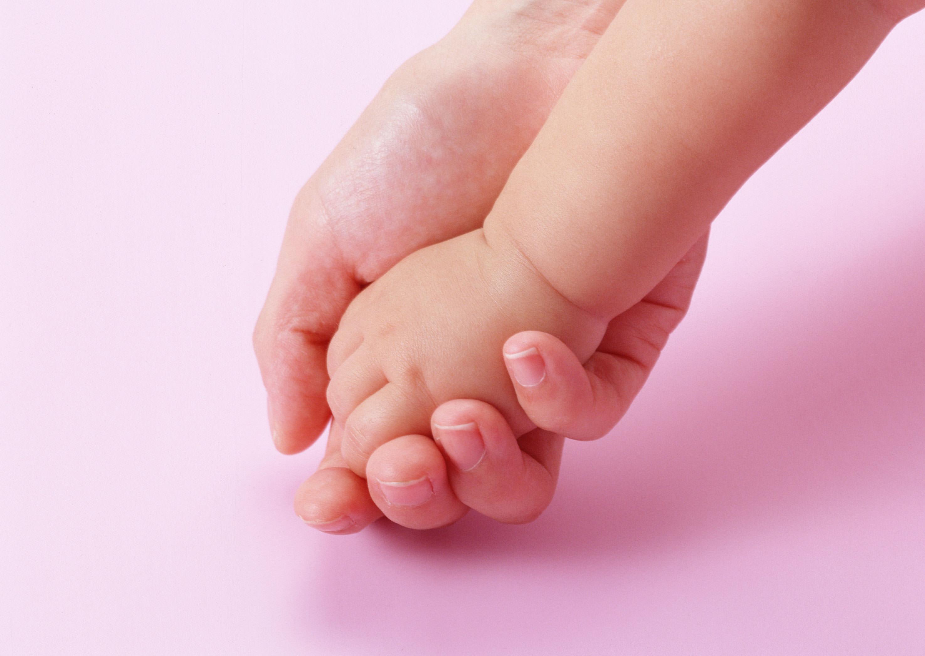 Sentuhan Awal di Kehidupan Bayi Membantu Perkembangan Otaknya di Kemudian Hari