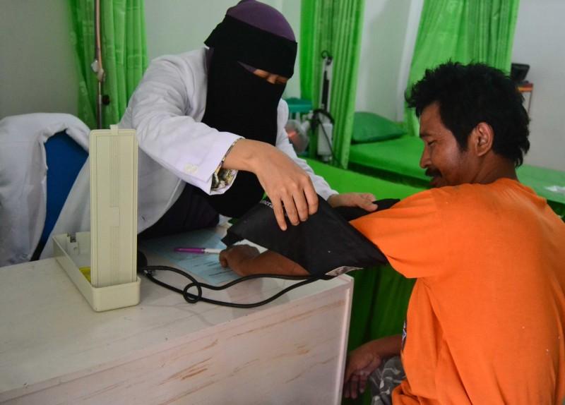 Jawaban Santun Dokter Ferihana yang Dihina Netizen karena Bercadar