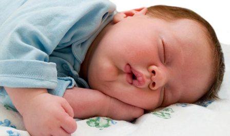 6 Tips agar Buah Hati Tidur Nyenyak
