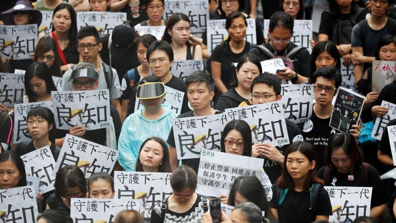 Para Guru di Hong Kong Ikut Bergabung dengan Aksi Protes