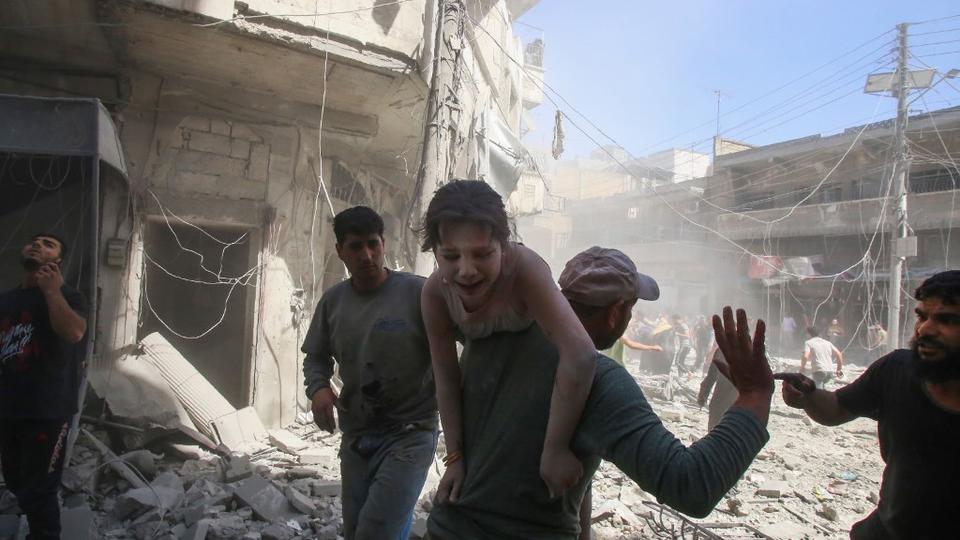 Serangan Udara Rezim Suriah Tewaskan 12 Warga Sipil di Idlib