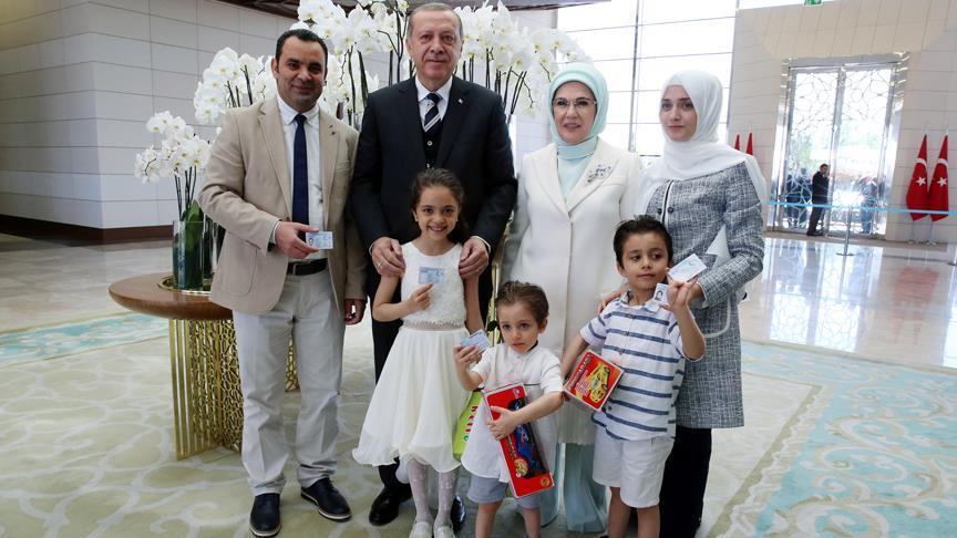 Erdogan Beri KTP Turki untuk Bana Alabad dan Keluarganya