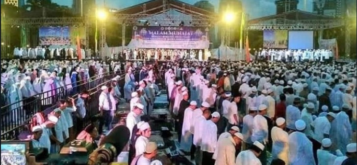 Di Munajat 212 Habib Rizieq Kecam Penegakan Hukum yang Tidak Adil