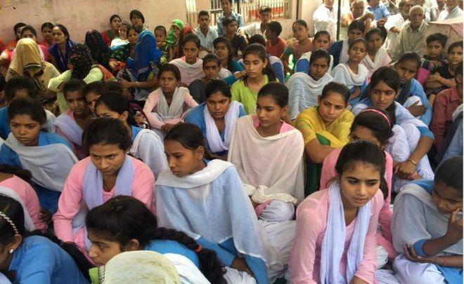 Belasan Siswi di India Mogok Makan Sebagai Bentuk Protes Pelecehan Seksual