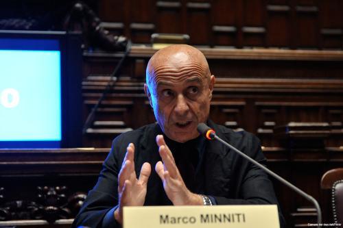 Menteri Italia: Islamic State Belum Sepenuhnya Dikalahkan Meski Kehancuran Mereka di Raqqa