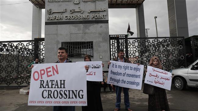 Mesir Tutup Penyebrangan Rafah di Gaza Menyusul Serangan Mematikan di Masjid Al-Rawdah Sinai
